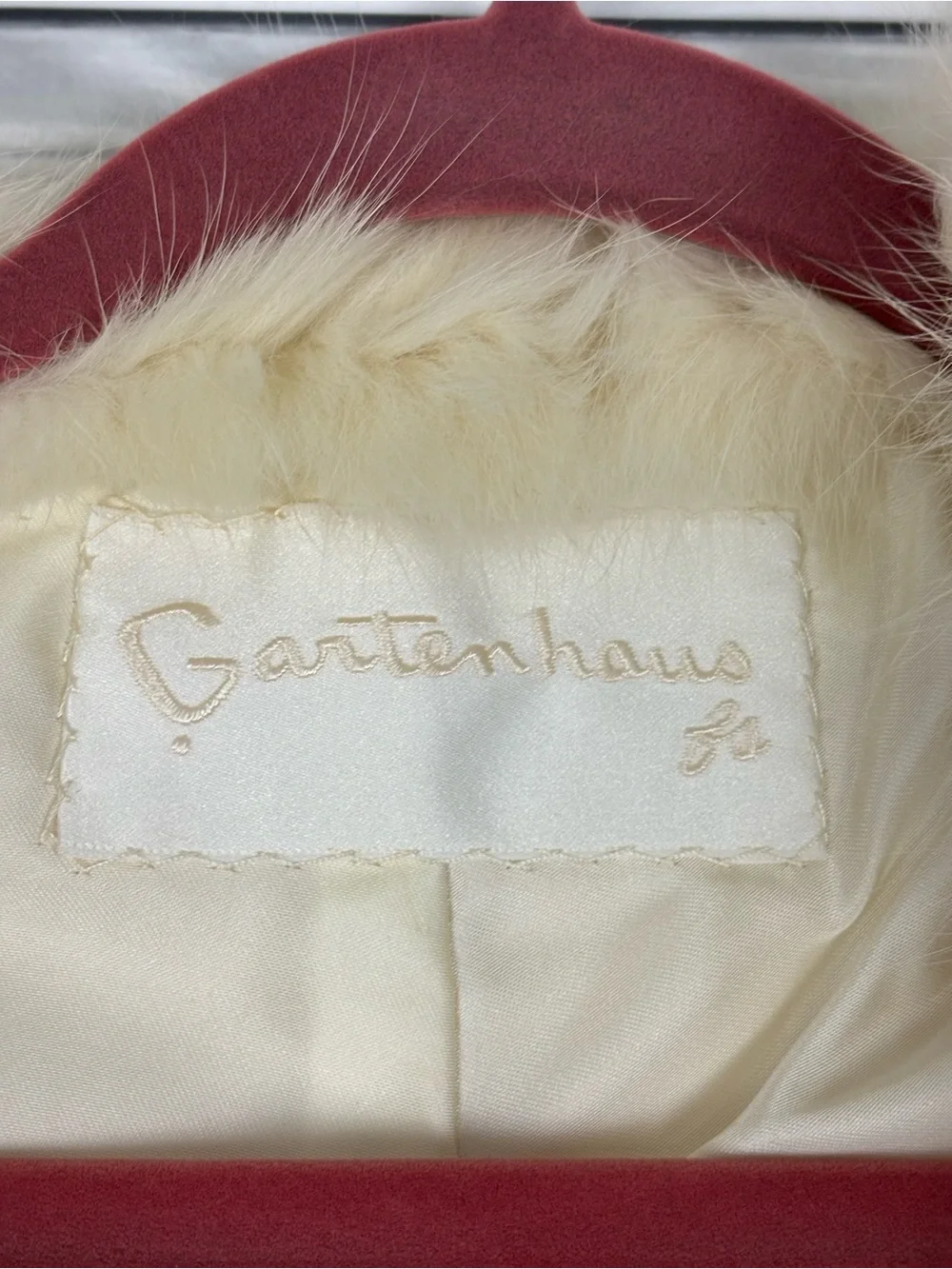 VTG GARTENHAUS FURS CREAM WHITE STOLE CAPE CAPELET OSFA